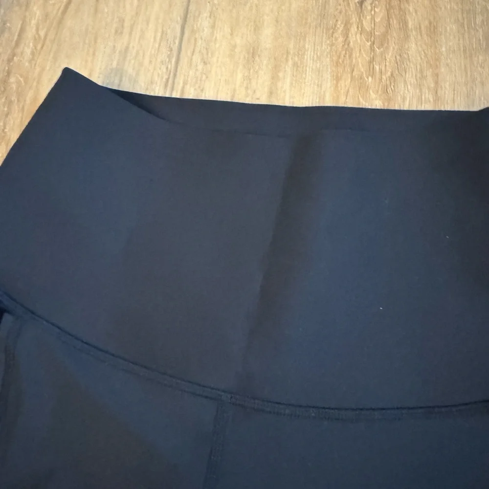 Fanka Black Bodysculpt Leggings - Picture 6 of 13
